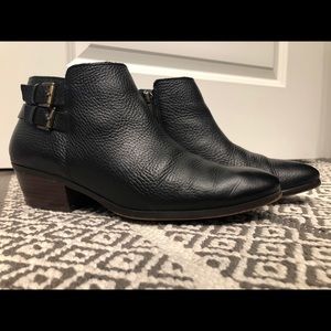 Sam Edelman Booties Size:10